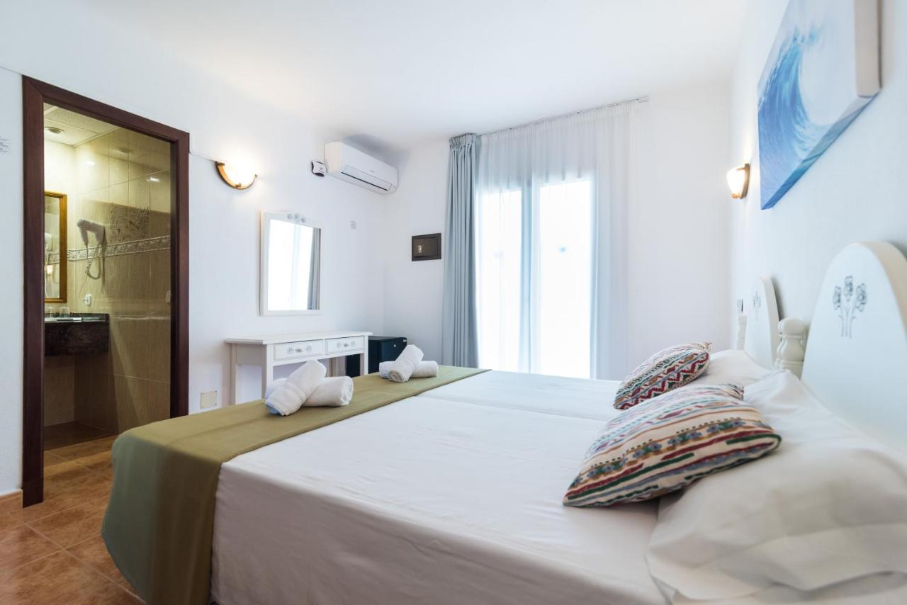 Hotel Ses Puntetes Cala d'Or  Exterior photo